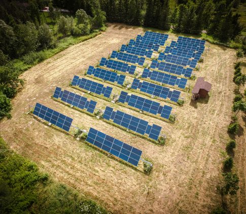 Tracker solaire pour parc photovoltaïque et agrivoltaïsme